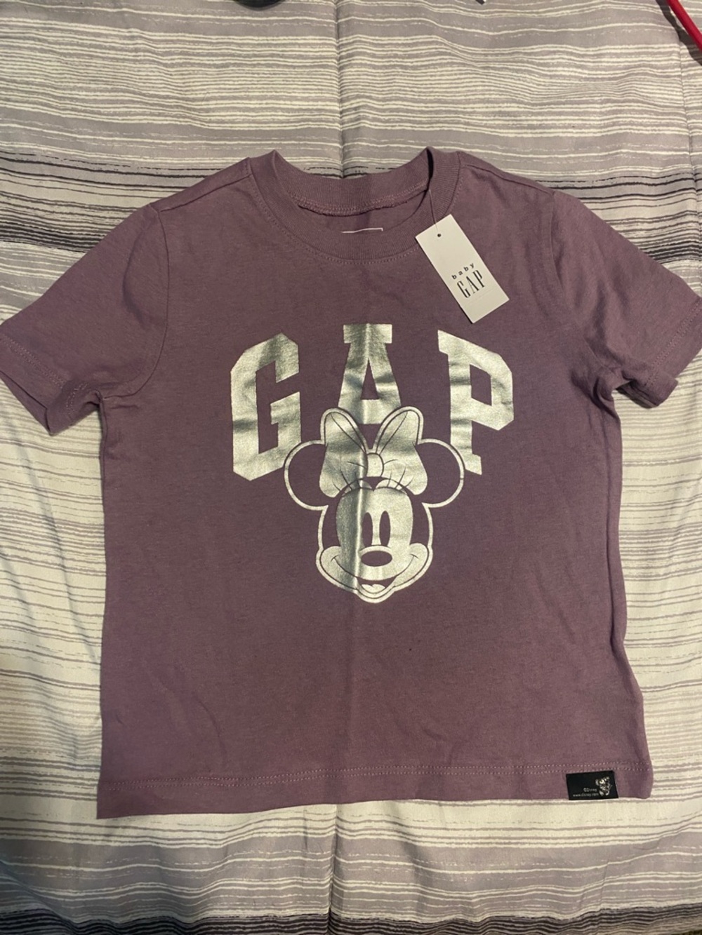 Baby GAP Girls size 4 NWT Minnie Graphic Tee in Mauve Hello Kitty and Others